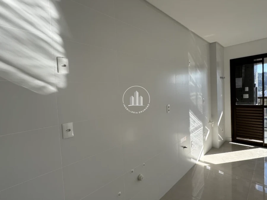 Apartamento em Kobrasol, São José. 2 quartos, 83m². Imagem 4 de 25