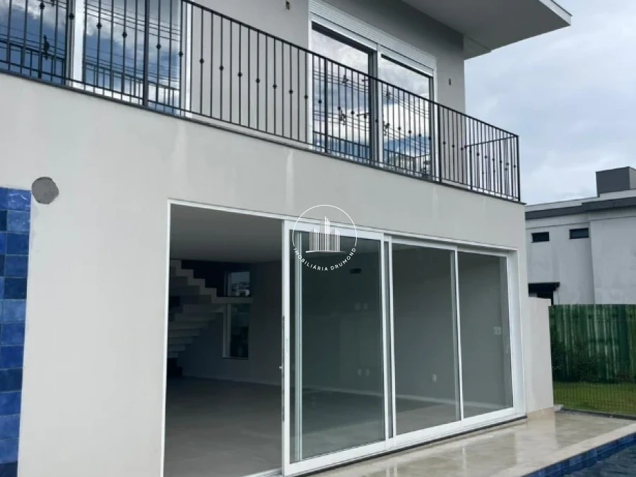 Casa em Pedra Branca, Palhoça. 4 quartos, 275m². Imagem 4 de 13