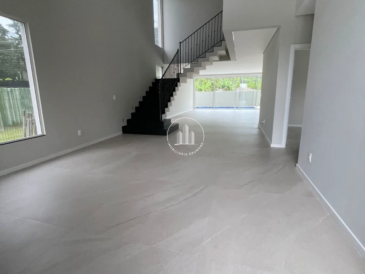 Casa em Pedra Branca, Palhoça. 4 quartos, 275m². Imagem 9 de 13