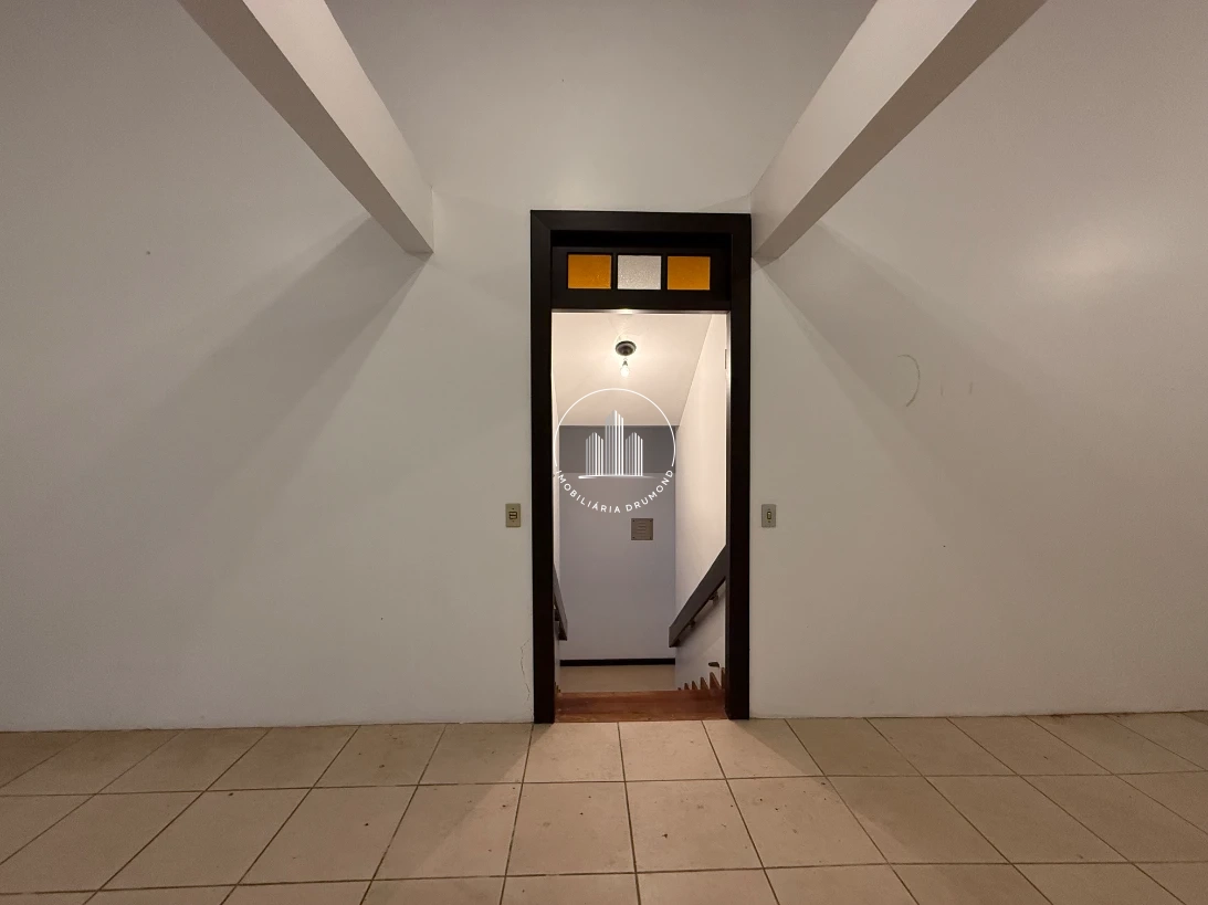 Casa em Itaguaçu, Florianópolis. 5 quartos, 231m². Imagem 4 de 44
