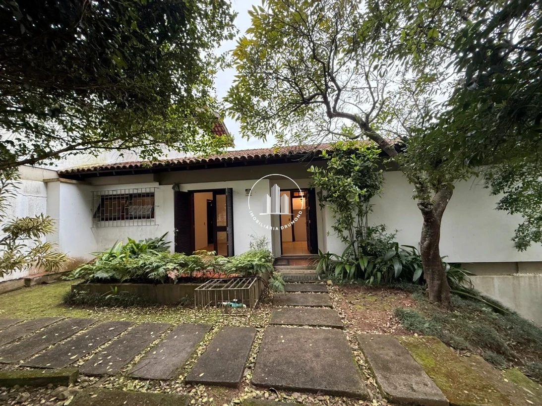 Casa em Itaguaçu, Florianópolis. 5 quartos, 231m². Imagem 1 de 44
