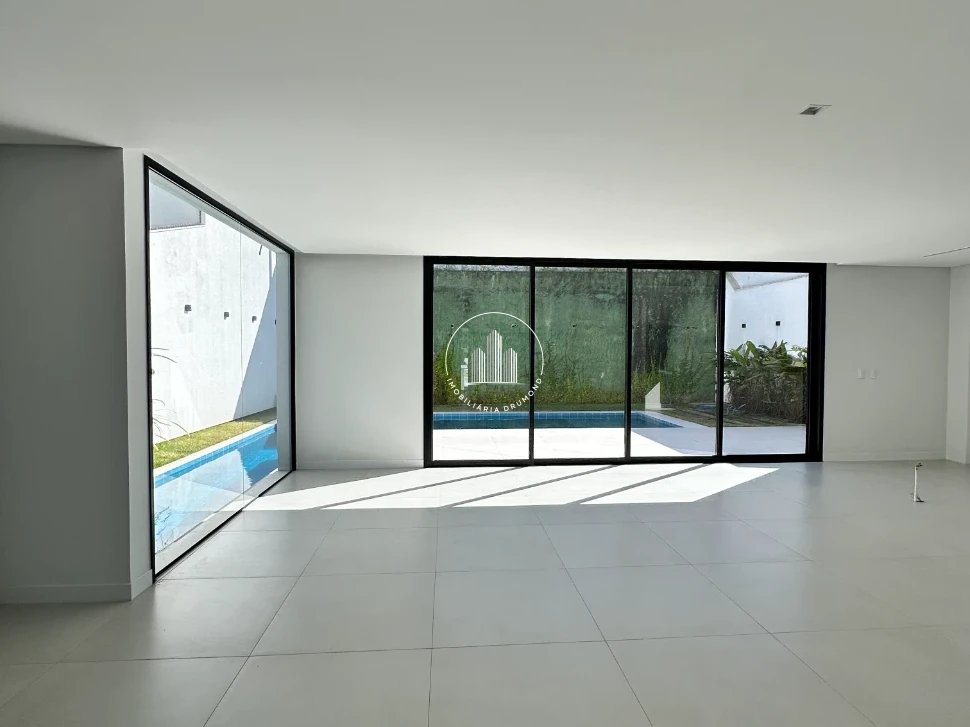 Casa em Pedra Branca, Palhoça. 3 quartos, 344m². Imagem 9 de 15
