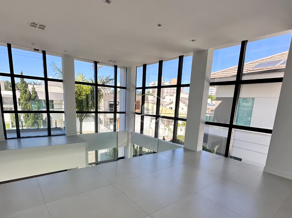 Casa em Pedra Branca, Palhoça. 3 quartos, 344m². Imagem 10 de 15