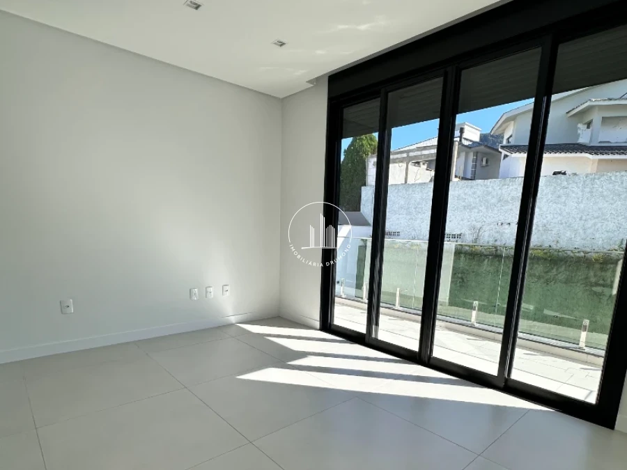 Casa em Pedra Branca, Palhoça. 3 quartos, 344m². Imagem 11 de 15