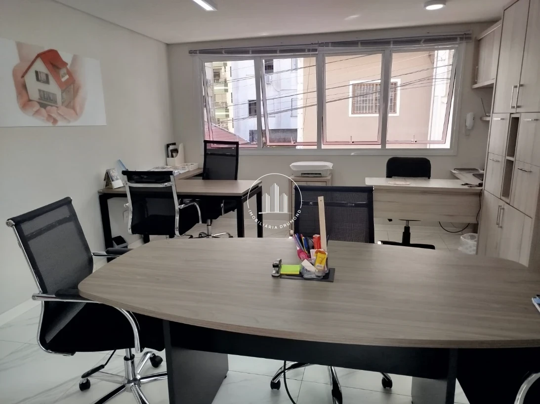 Casa em Agronômica, Florianópolis. 4 quartos, 222m². Imagem 33 de 48