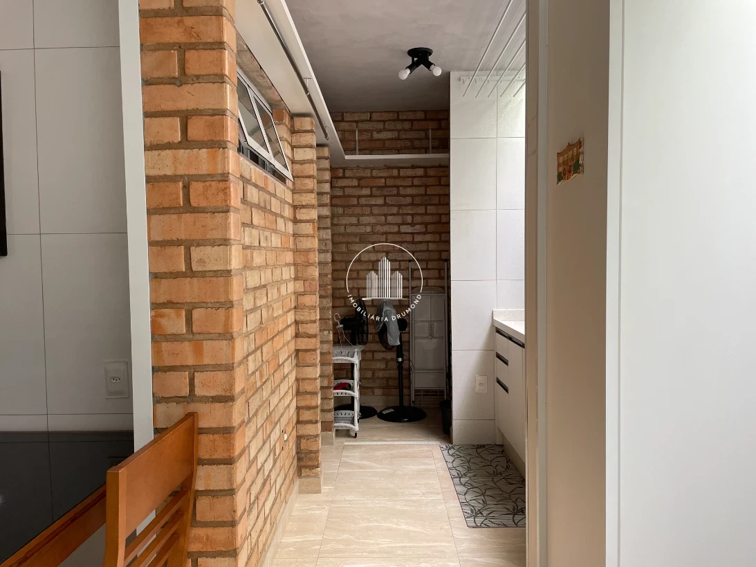 Casa em Agronômica, Florianópolis. 4 quartos, 222m². Imagem 8 de 48