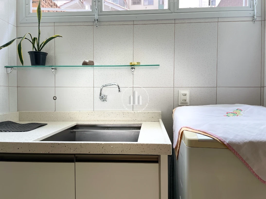 Casa em Agronômica, Florianópolis. 4 quartos, 222m². Imagem 9 de 48