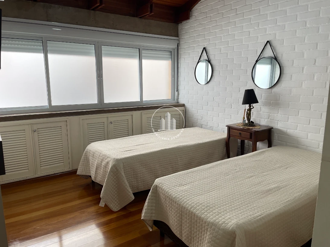 Casa em Agronômica, Florianópolis. 4 quartos, 222m². Imagem 22 de 48