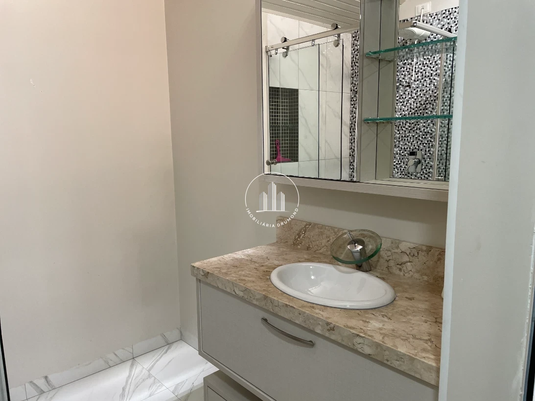 Casa em Agronômica, Florianópolis. 4 quartos, 222m². Imagem 29 de 48
