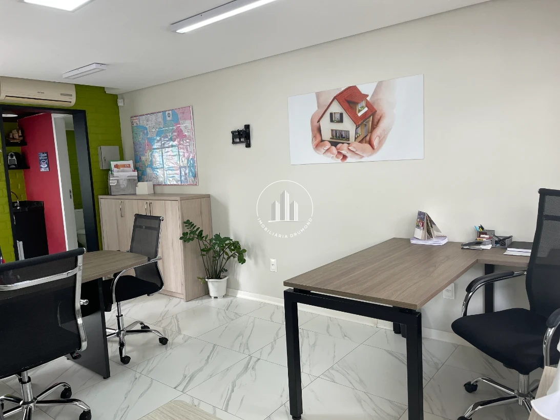 Casa em Agronômica, Florianópolis. 4 quartos, 222m². Imagem 35 de 48