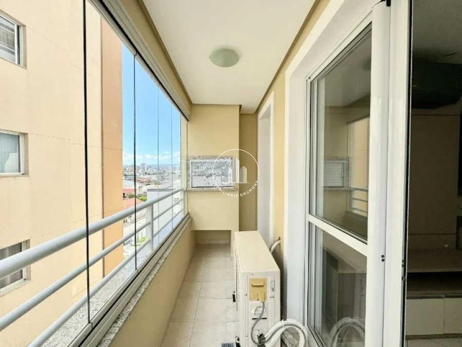Apartamento em Nossa Senhora do Rosário, São José. 3 quartos, 81m². Imagem 3 de 26