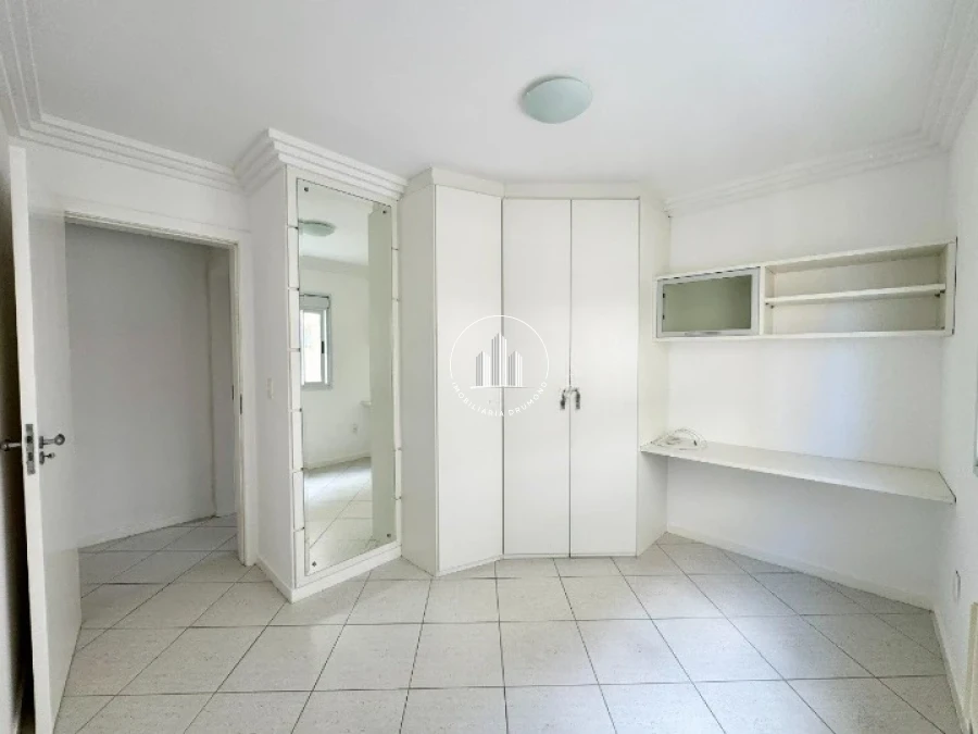 Apartamento em Nossa Senhora do Rosário, São José. 3 quartos, 81m². Imagem 18 de 26