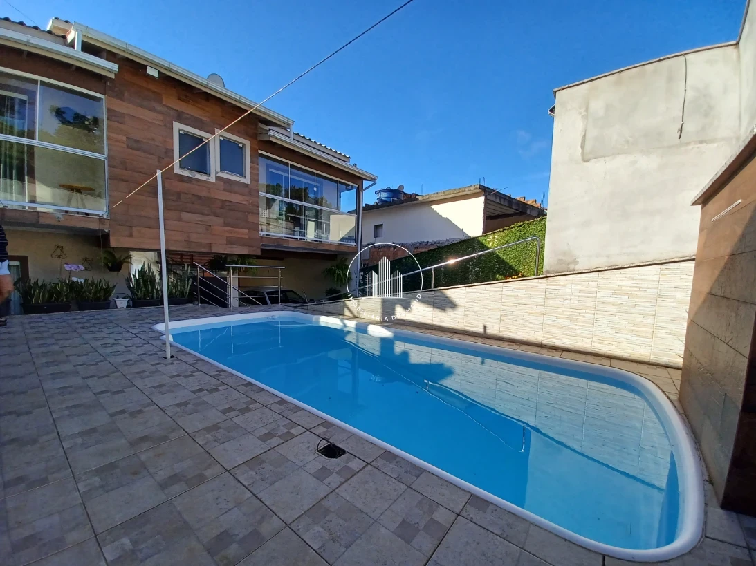 Casa em Jardim Cidade de Florianópolis, São José. 4 quartos, 220m². Imagem 3 de 35