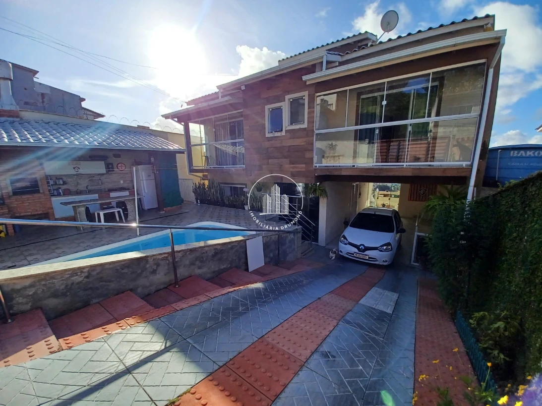 Casa em Jardim Cidade de Florianópolis, São José. 4 quartos, 220m². Imagem 4 de 35