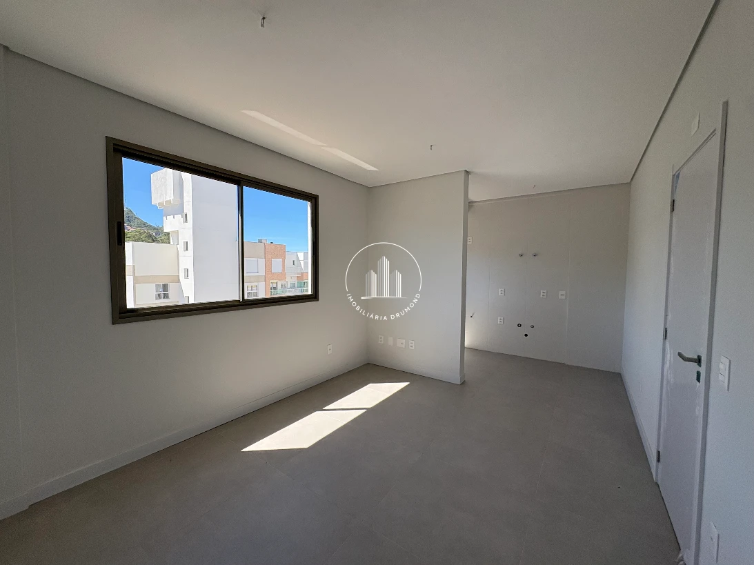 Apartamento em Carvoeira, Florianópolis. 1 quartos, 39m². Imagem 1 de 15
