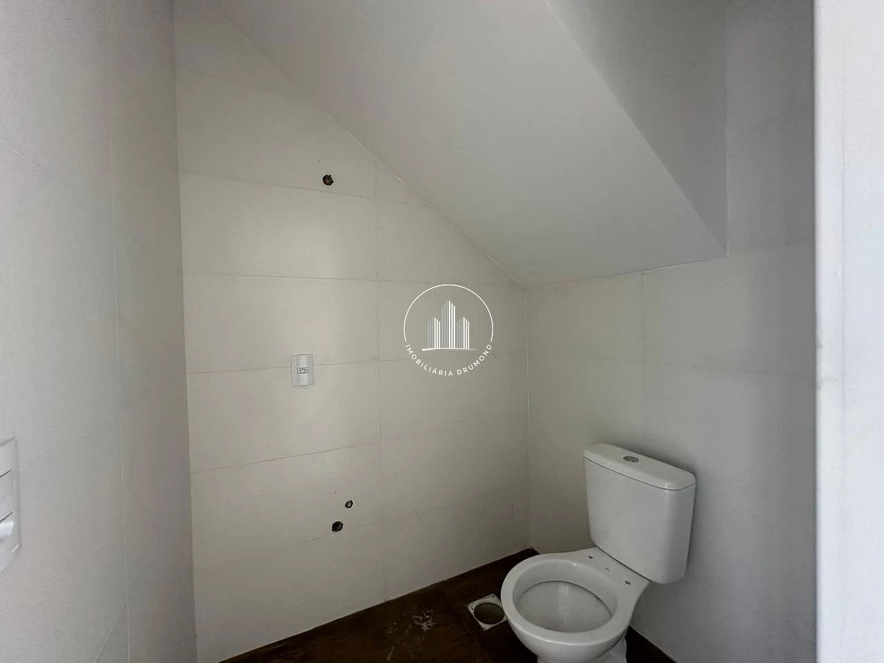 Sobrado Geminado em Ipiranga, São José. 3 quartos, 130m². Imagem 20 de 32