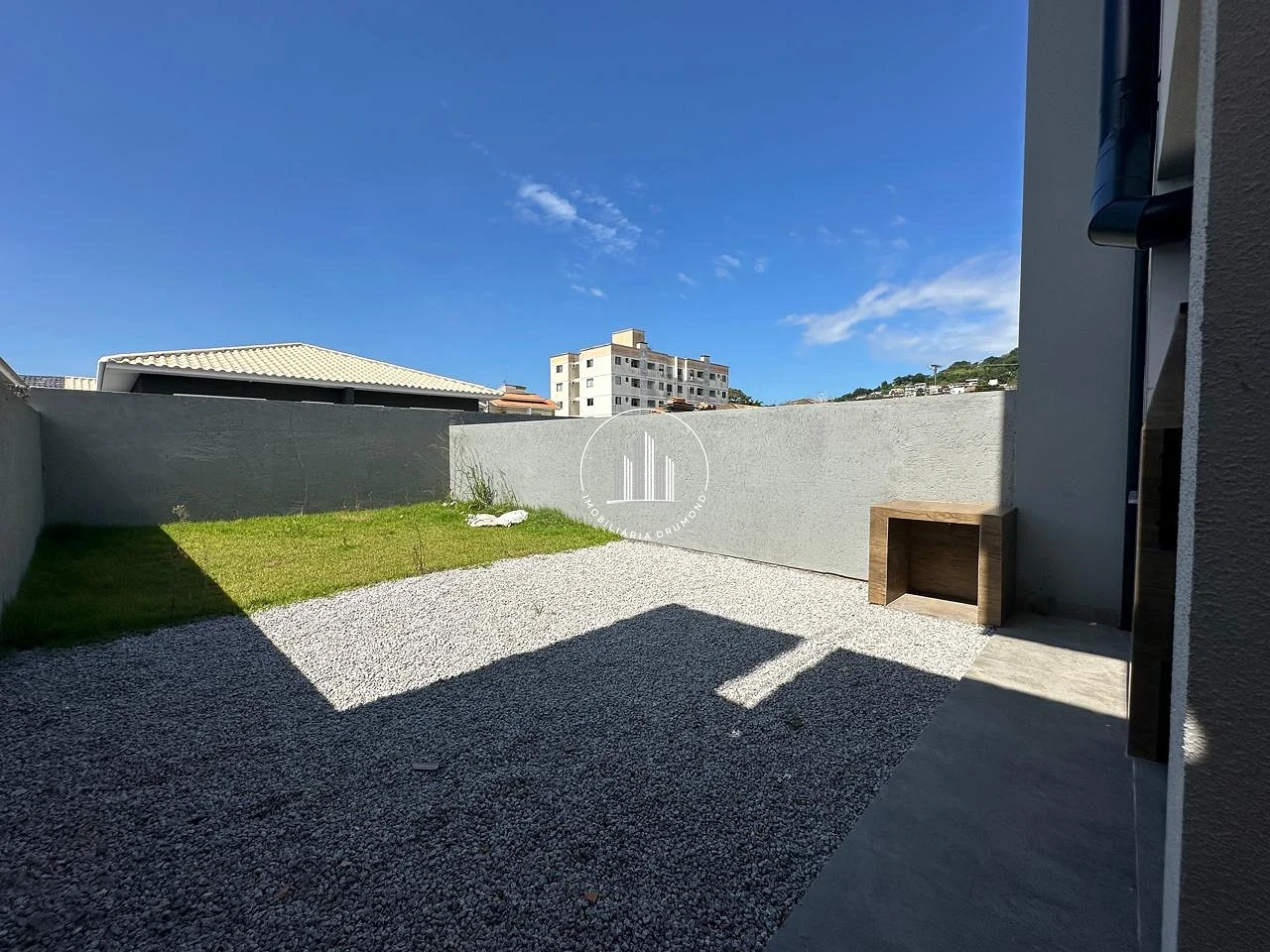 Sobrado Geminado em Ipiranga, São José. 3 quartos, 130m². Imagem 8 de 32