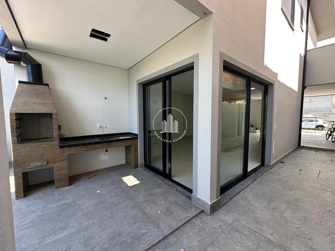 Sobrado Geminado em Ipiranga, São José. 3 quartos, 130m². Imagem 9 de 32