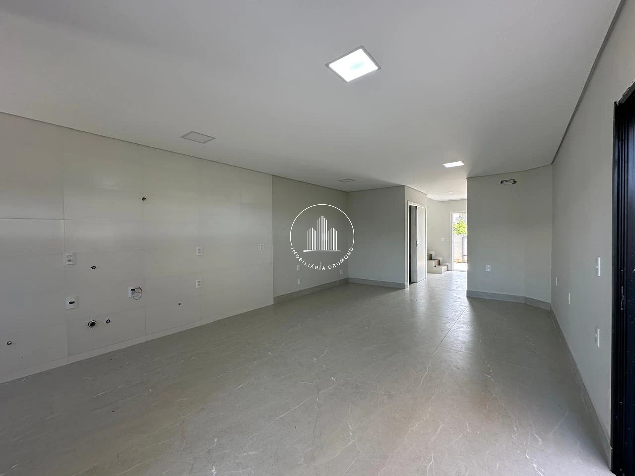 Sobrado Geminado em Ipiranga, São José. 3 quartos, 130m². Imagem 10 de 32