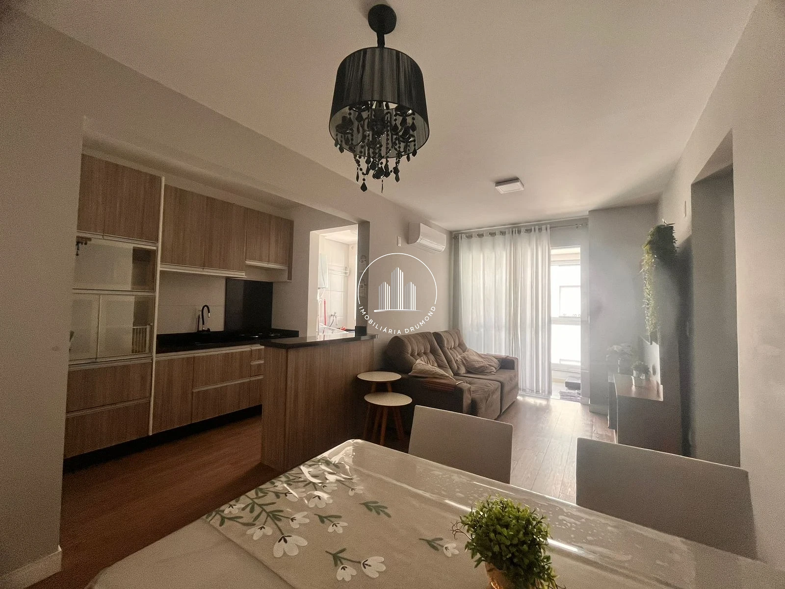 Apartamento em Centro, São José. 2 quartos, 66m². Imagem 12 de 26