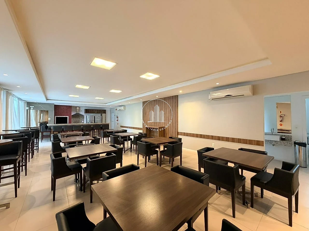 Apartamento em Centro, São José. 2 quartos, 66m². Imagem 23 de 26