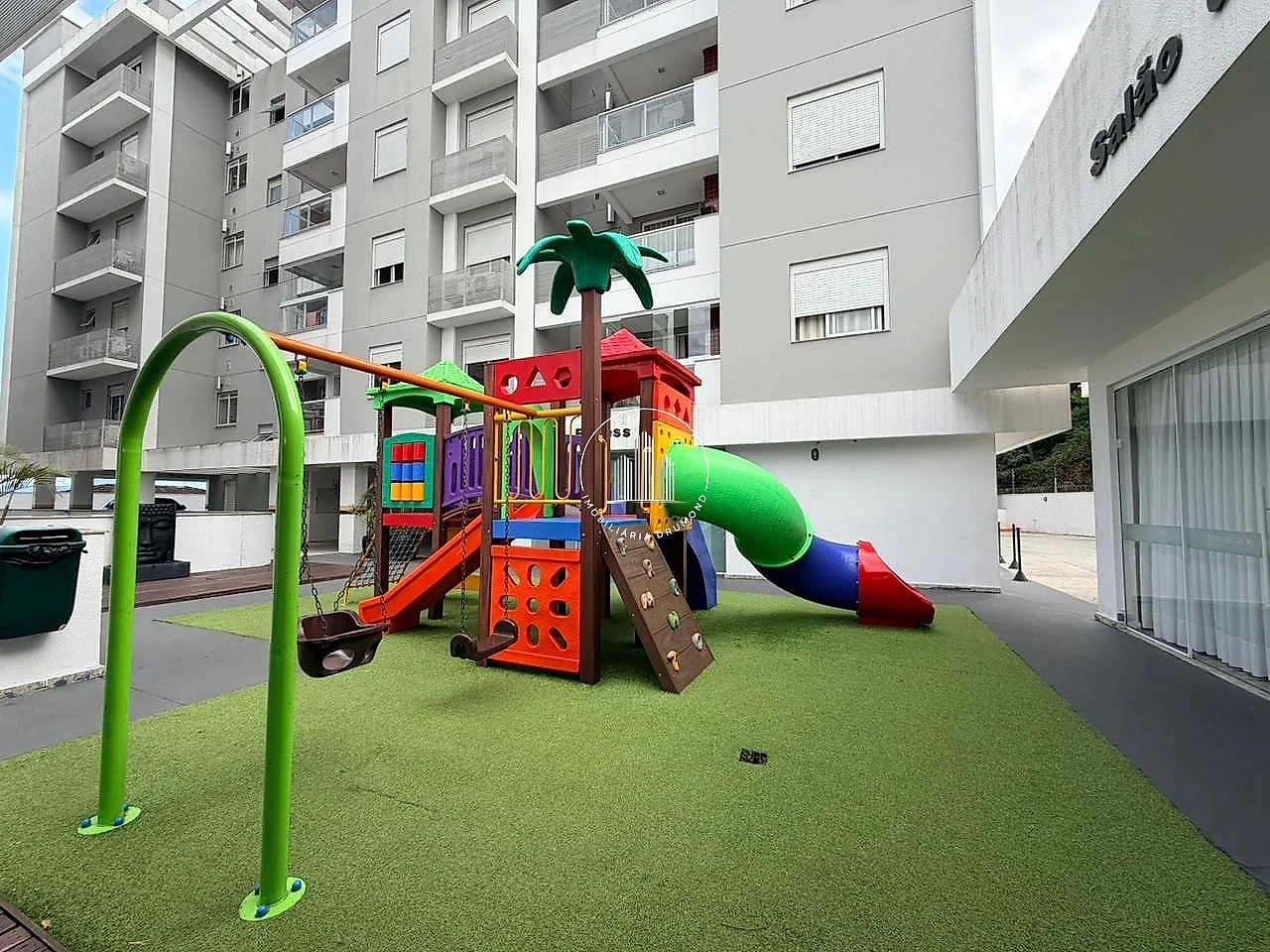 Apartamento em Centro, São José. 2 quartos, 66m². Imagem 20 de 26