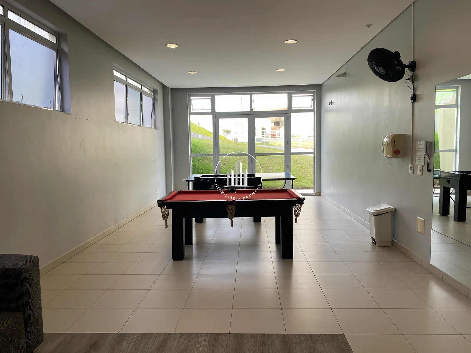 Apartamento em Serraria, São José. 3 quartos, 112m². Imagem 32 de 50