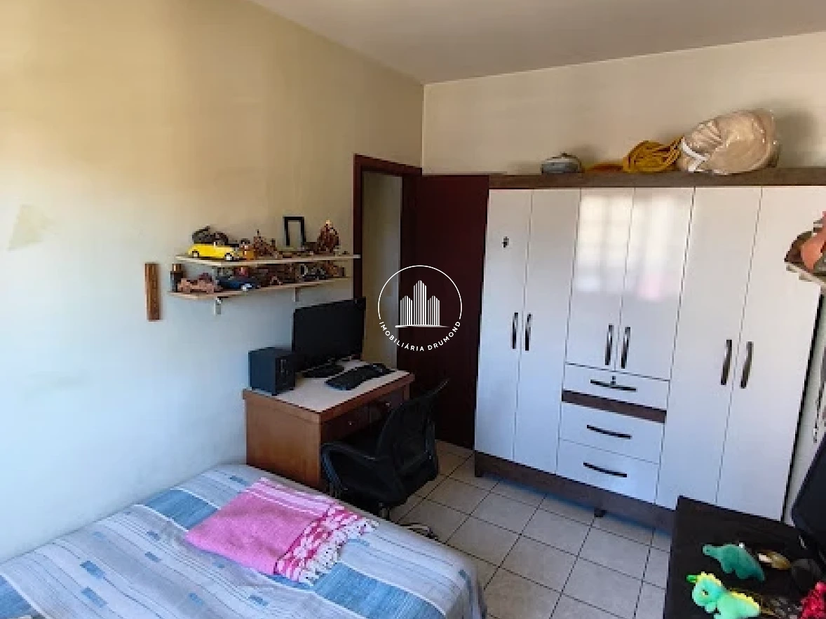 Casa em Forquilhinha, São José. 4 quartos, 205m². Imagem 34 de 37