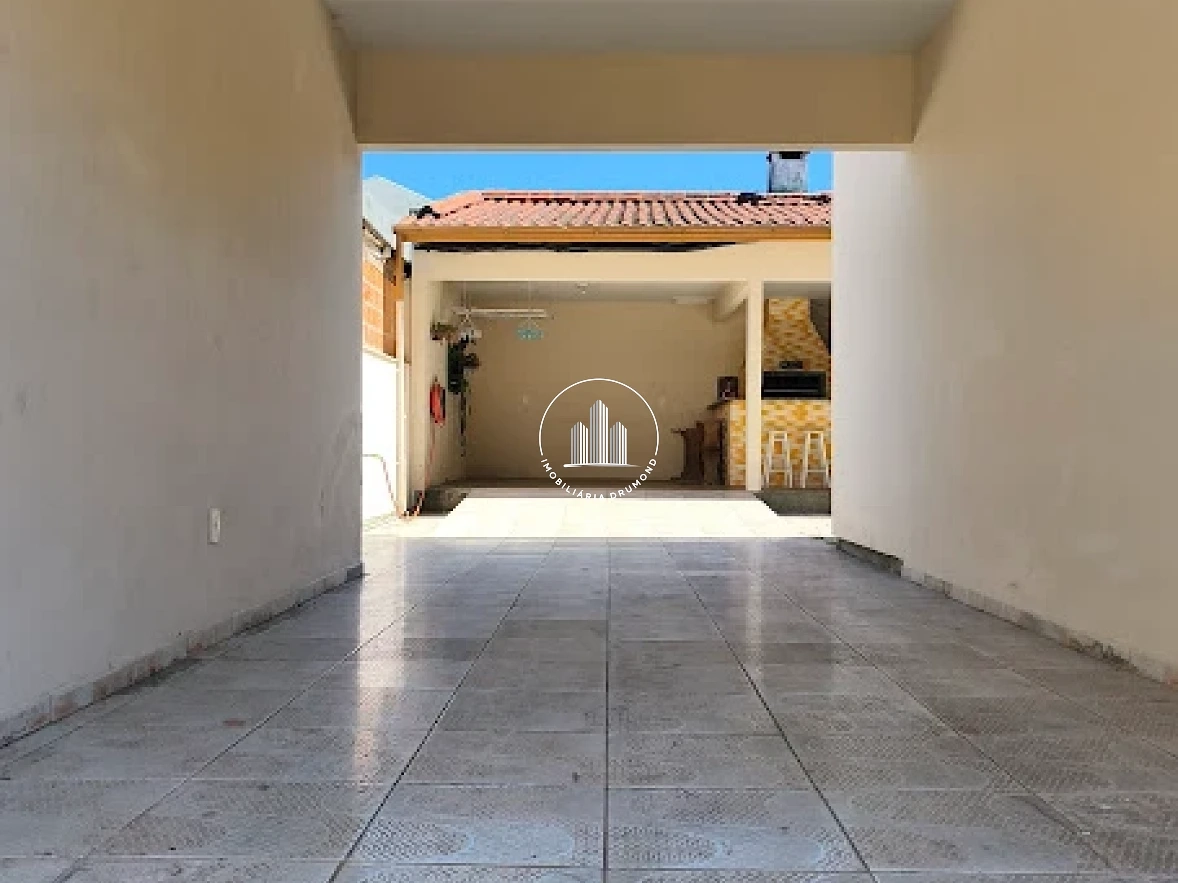 Casa em Forquilhinha, São José. 4 quartos, 205m². Imagem 6 de 37
