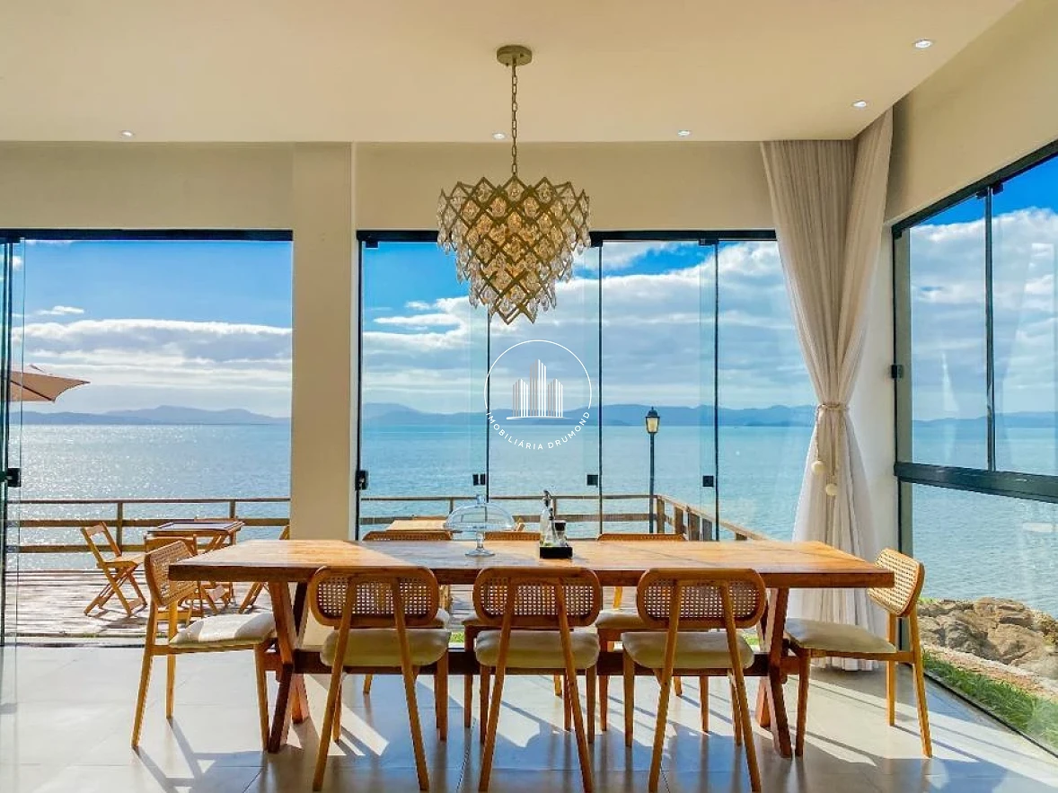 Casa em Tijuquinhas (guaporanga), Biguaçu. 5 quartos, 490m². Imagem 10 de 50