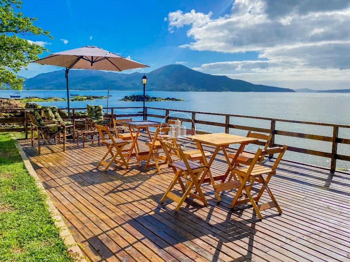 Casa em Tijuquinhas (guaporanga), Biguaçu. 5 quartos, 490m². Imagem 21 de 50