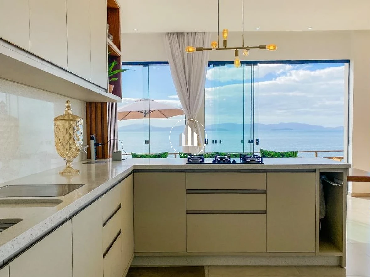 Casa em Tijuquinhas (guaporanga), Biguaçu. 5 quartos, 490m². Imagem 5 de 50