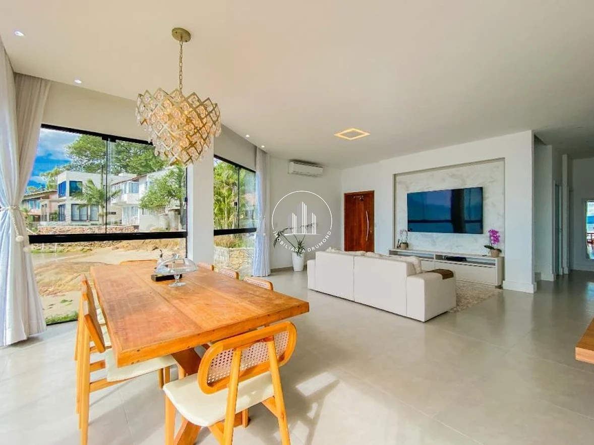 Casa em Tijuquinhas (guaporanga), Biguaçu. 5 quartos, 490m². Imagem 17 de 50