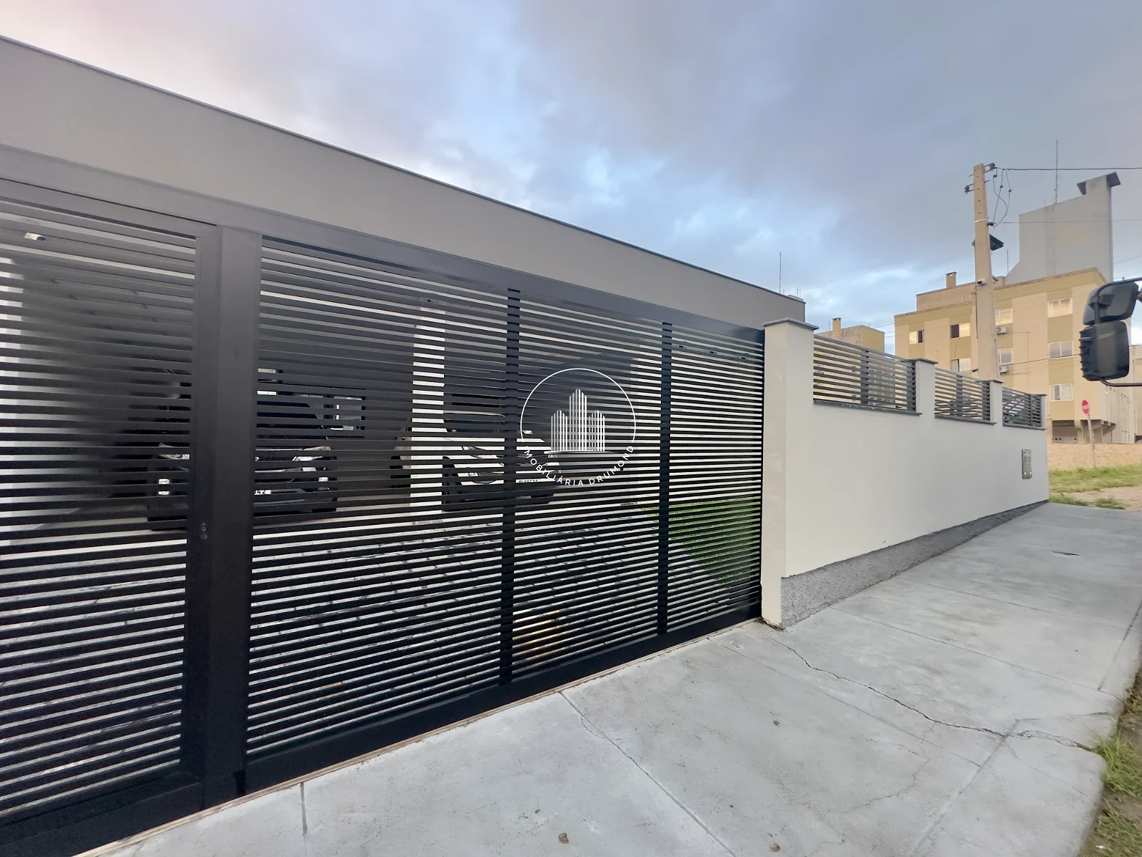 Casa em Serraria, São José. 3 quartos, 153m². Imagem 1 de 26