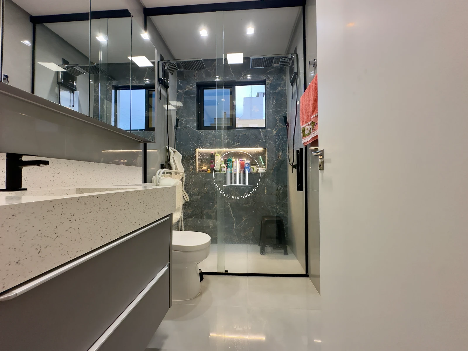 Casa em Serraria, São José. 3 quartos, 153m². Imagem 11 de 26