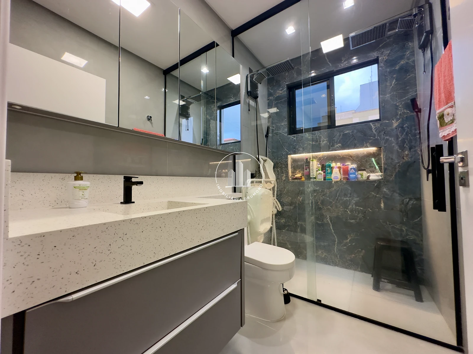 Casa em Serraria, São José. 3 quartos, 153m². Imagem 12 de 26