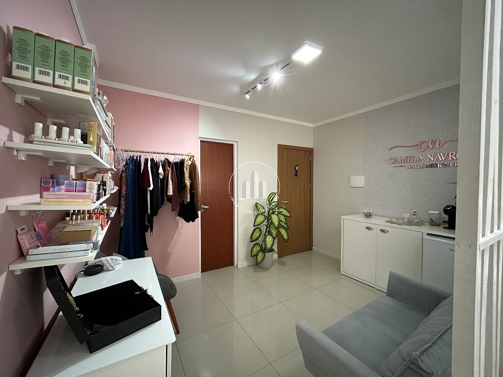 Escritório/Sala em Kobrasol, São José. 0 quartos, 32m². Imagem 3 de 22
