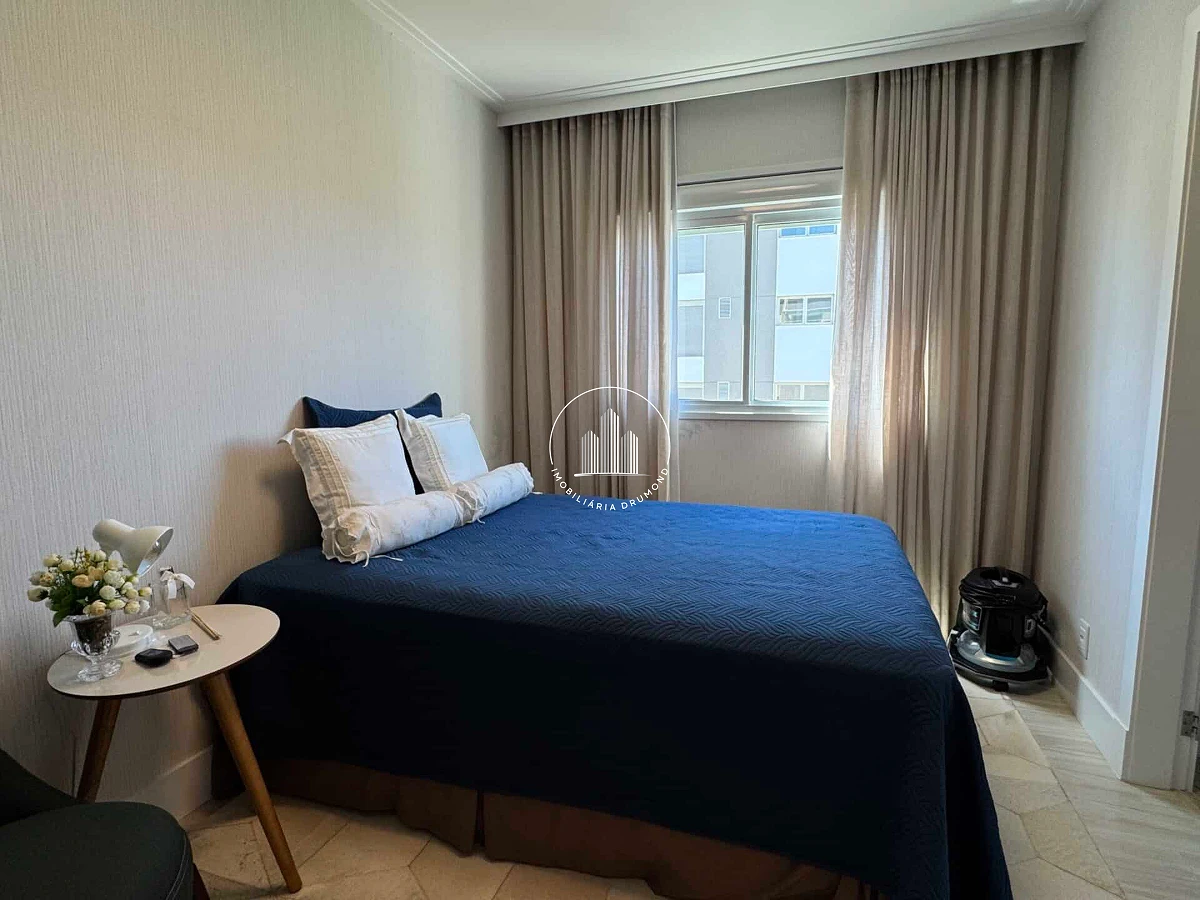 Apartamento em Agronômica, Florianópolis. 3 quartos, 170m². Imagem 12 de 25