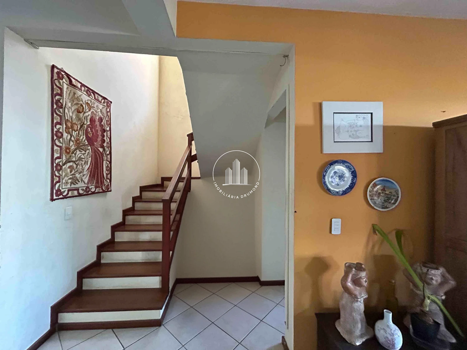 Casa em Centro, São José. 3 quartos, 190m². Imagem 7 de 25