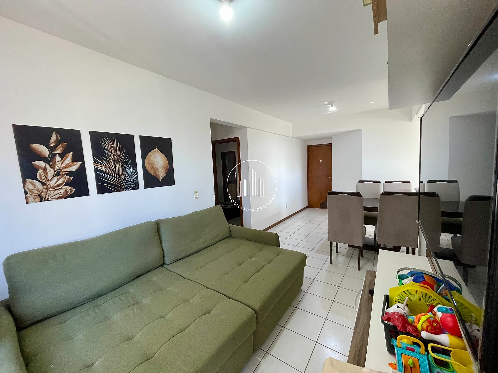 Apartamento em Kobrasol, São José. 2 quartos, 67m². Imagem 2 de 20