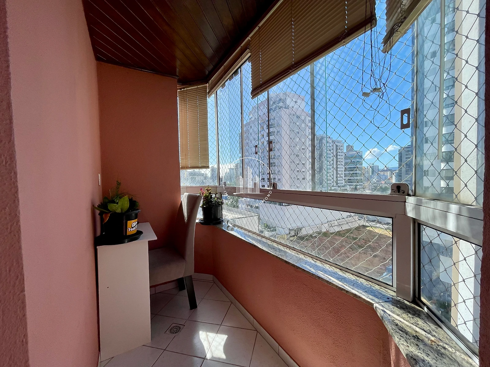 Apartamento em Kobrasol, São José. 2 quartos, 67m². Imagem 4 de 20