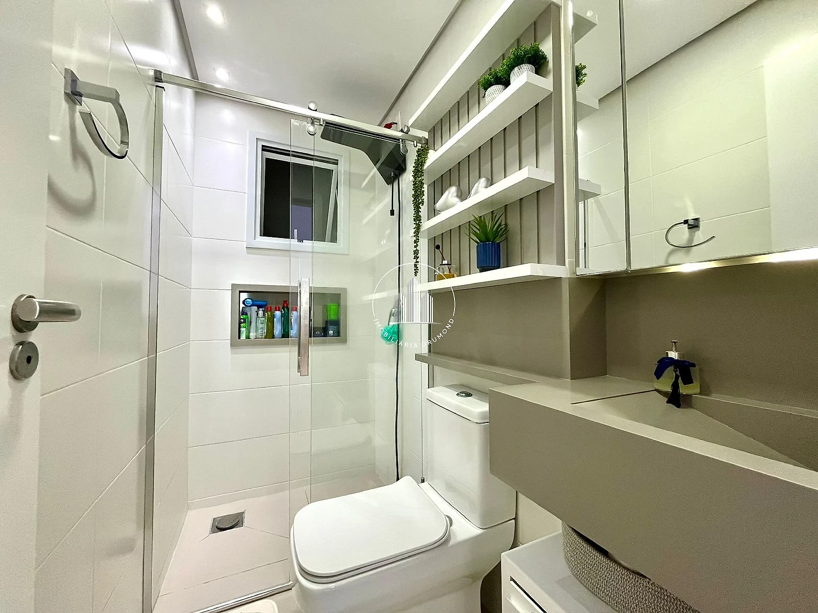 Apartamento em Barreiros, São José. 3 quartos, 92m². Imagem 15 de 33