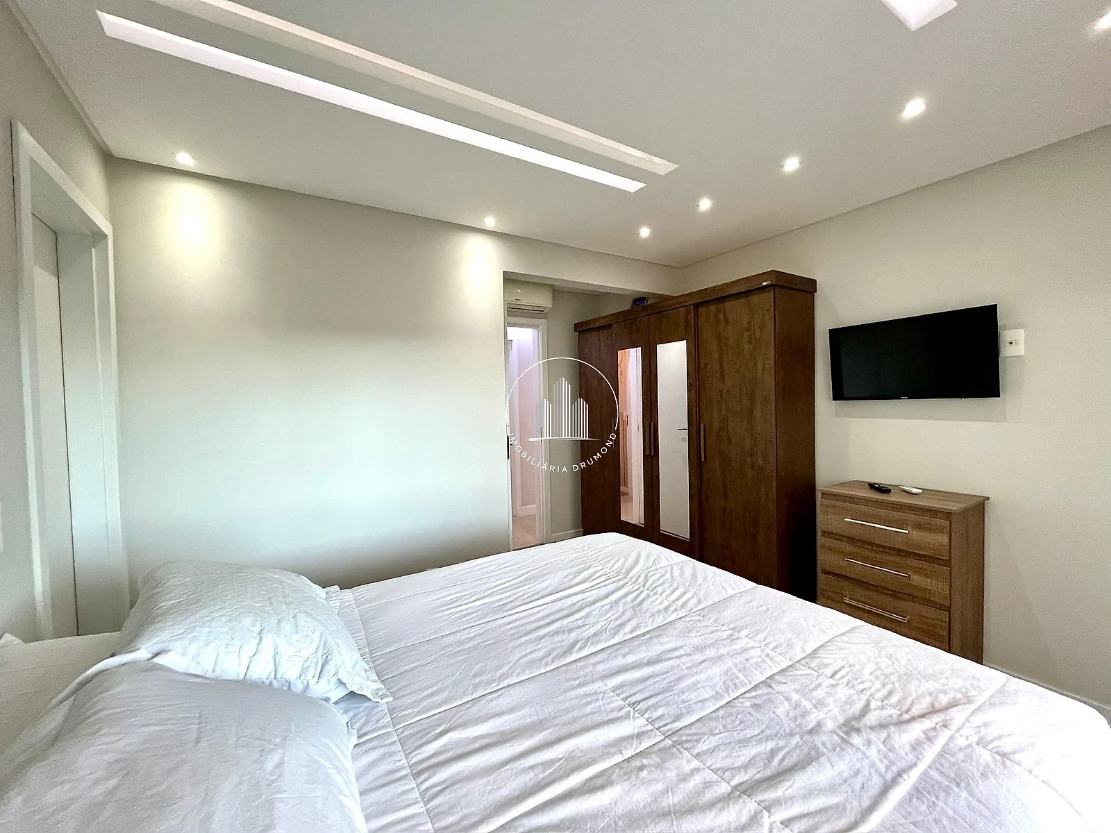 Apartamento em Barreiros, São José. 3 quartos, 92m². Imagem 14 de 33