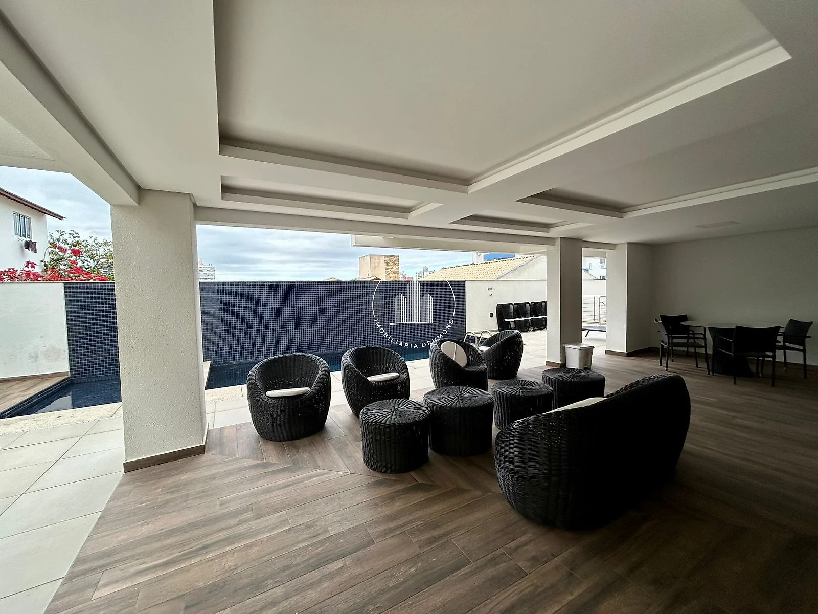 Apartamento em Barreiros, São José. 3 quartos, 92m². Imagem 26 de 33