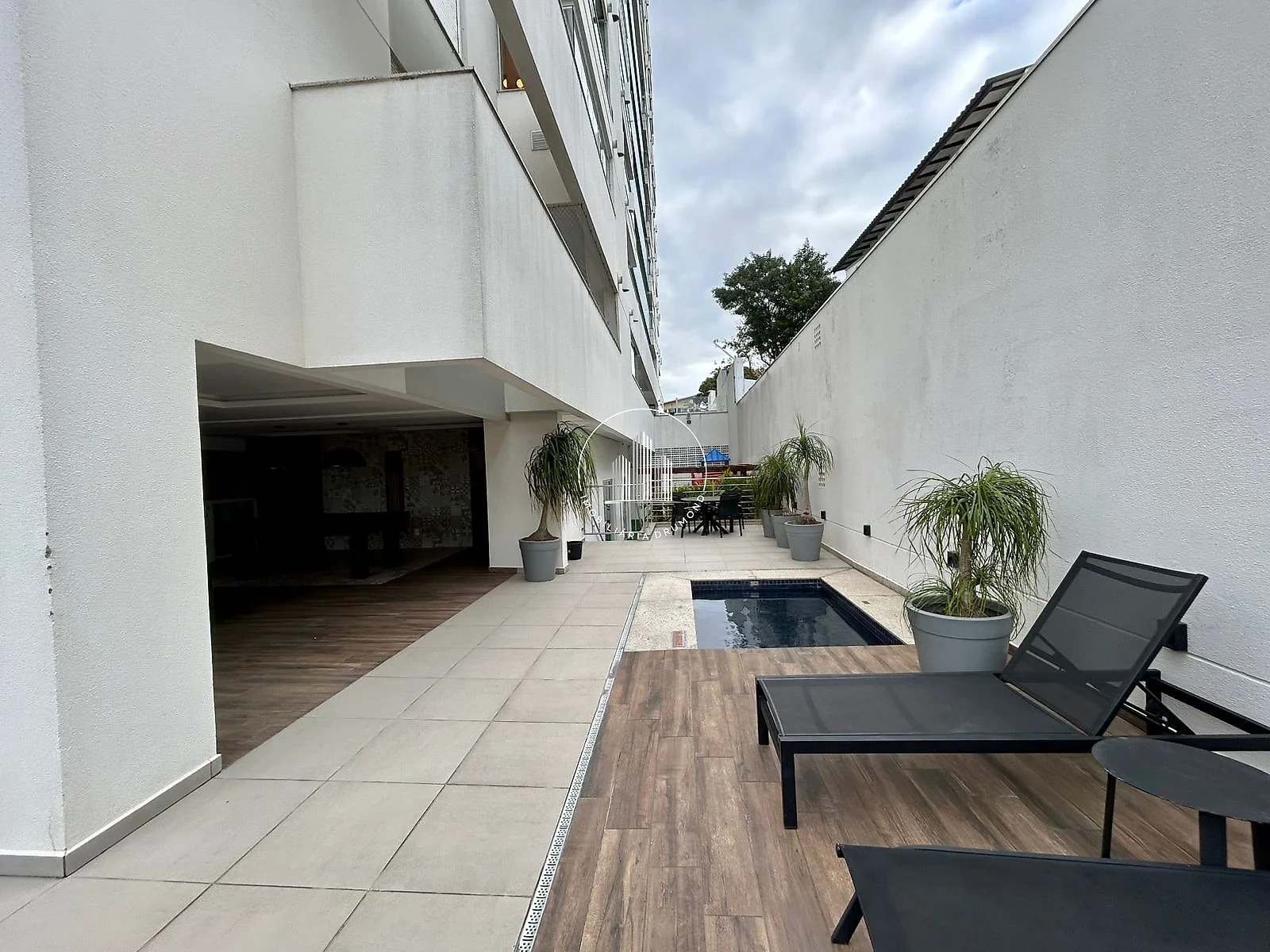 Apartamento em Barreiros, São José. 3 quartos, 92m². Imagem 29 de 33