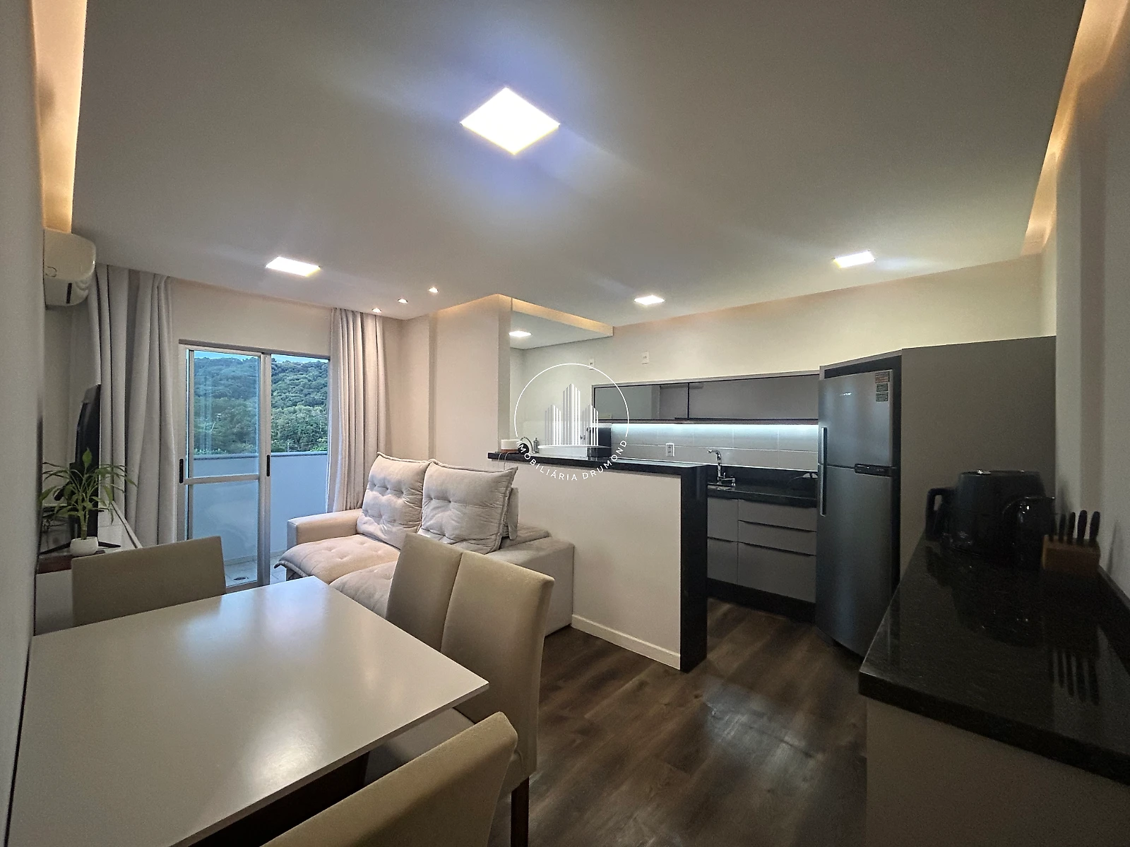 Apartamento em Ponta de Baixo, São José. 2 quartos, 61m². Imagem 35 de 36