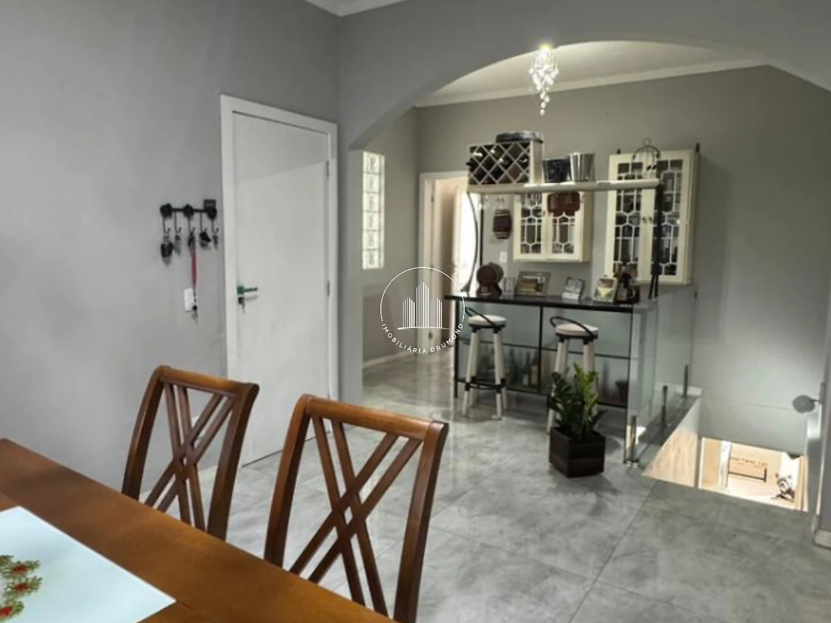 Casa em Coloninha, Florianópolis. 4 quartos, 150m². Imagem 3 de 20