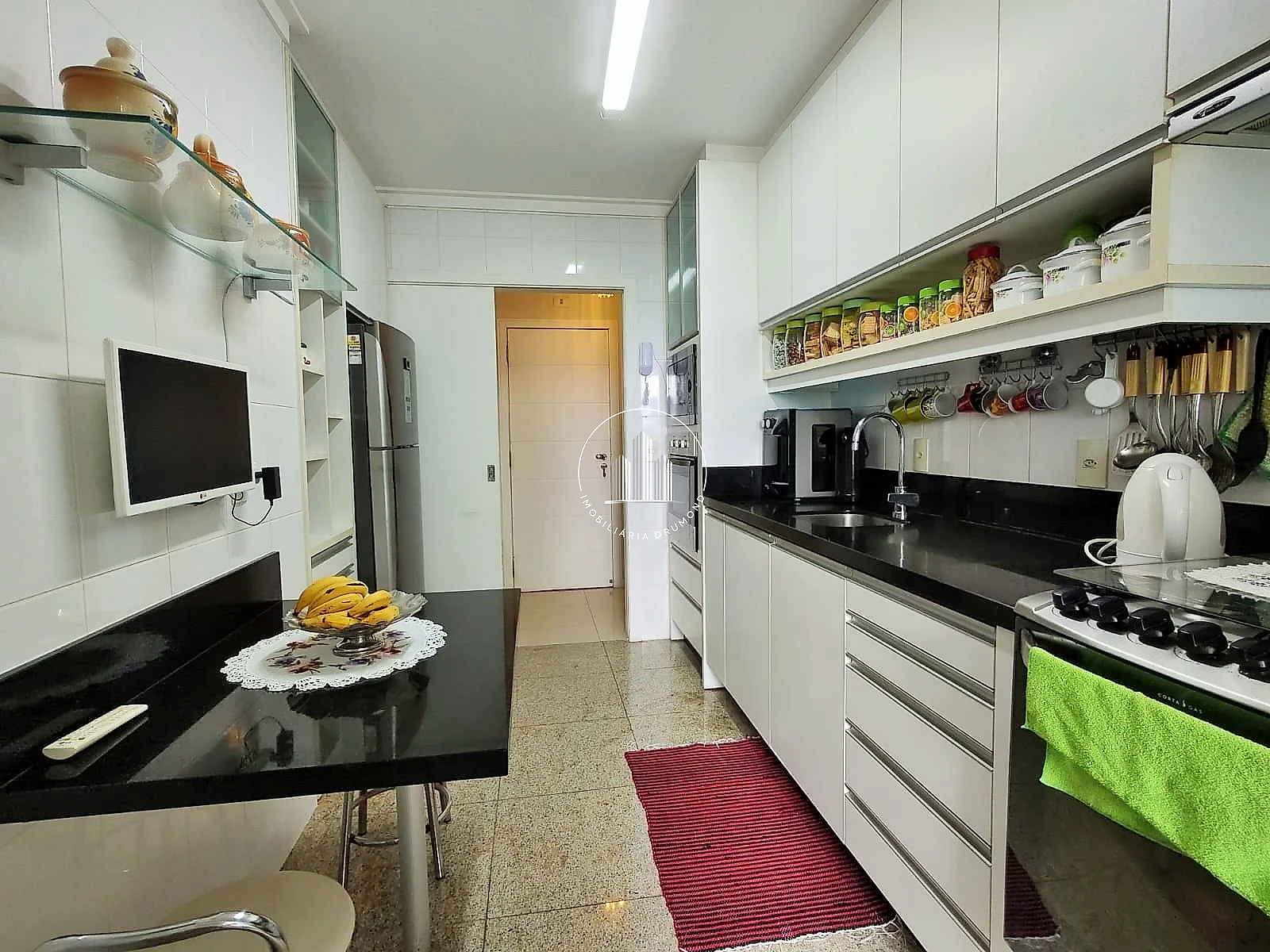 Apartamento em Centro, Florianópolis. 2 quartos, 9793m². Imagem 9 de 50