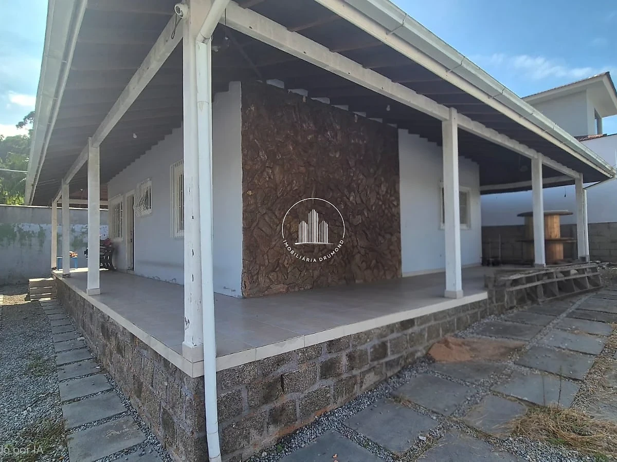 Casa em Fazenda Santo Antônio, São José. 2 quartos, 120m². Imagem 1 de 18