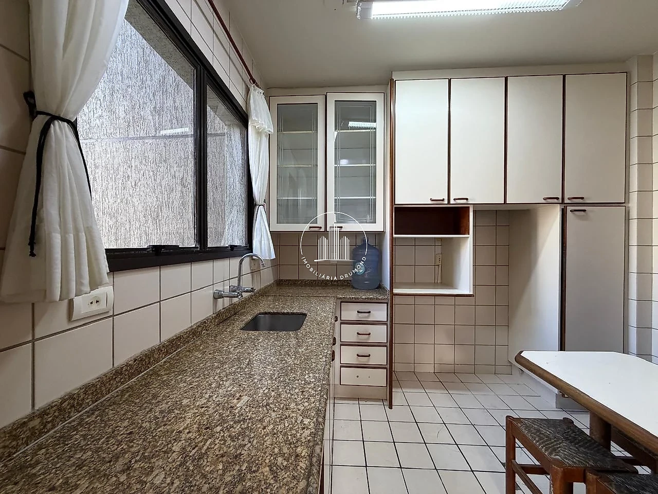 Apartamento em Centro, Florianópolis. 2 quartos, 82m². Imagem 9 de 21